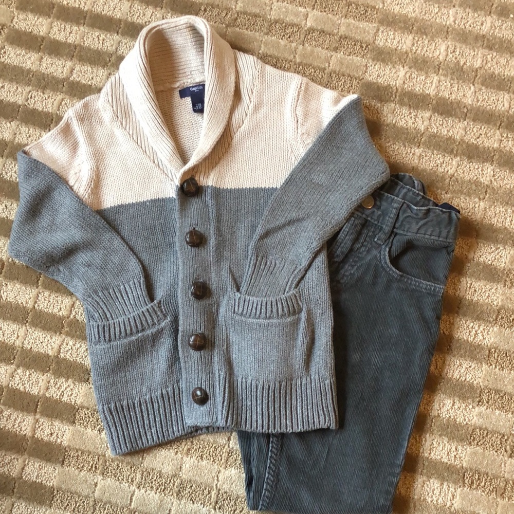 Boys gap sweater outfit